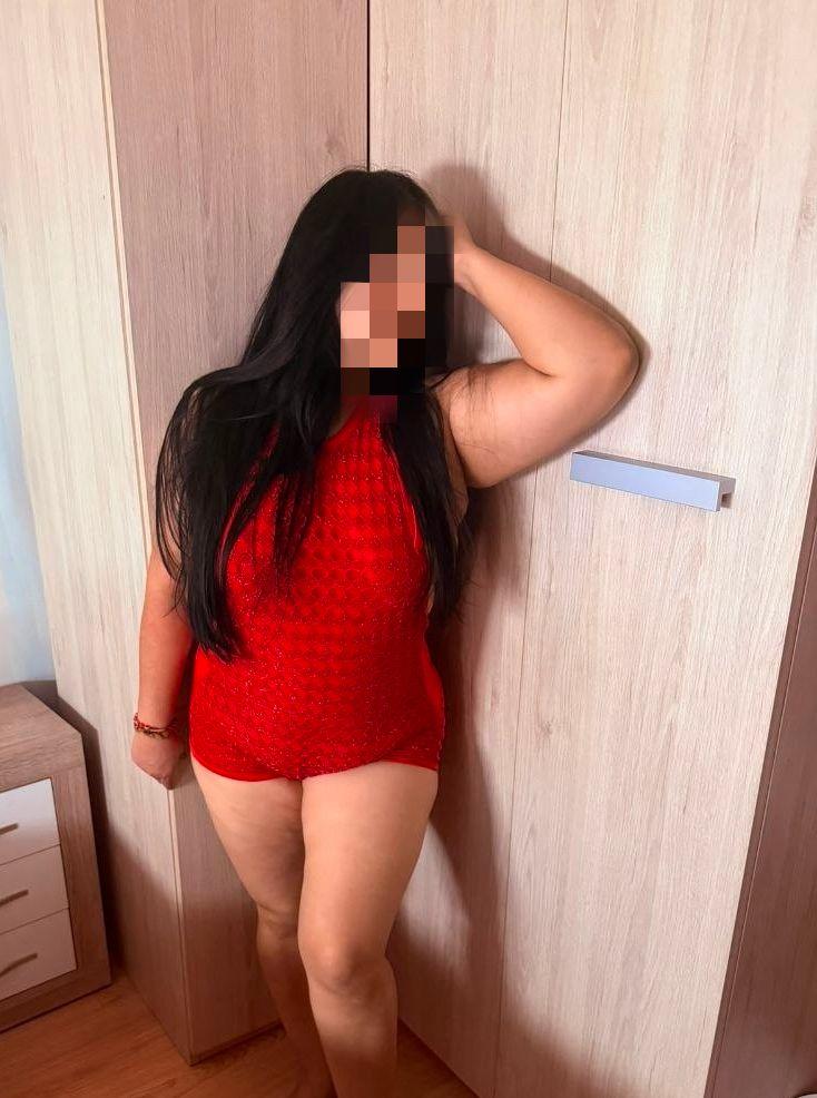 Chica busca chico en Almería: 