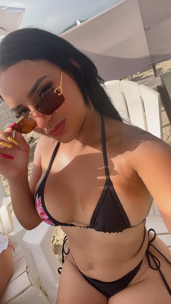 611396394: Chica busca chico en Barcelona