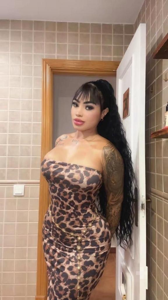 Chica busca chico en Cádiz: 