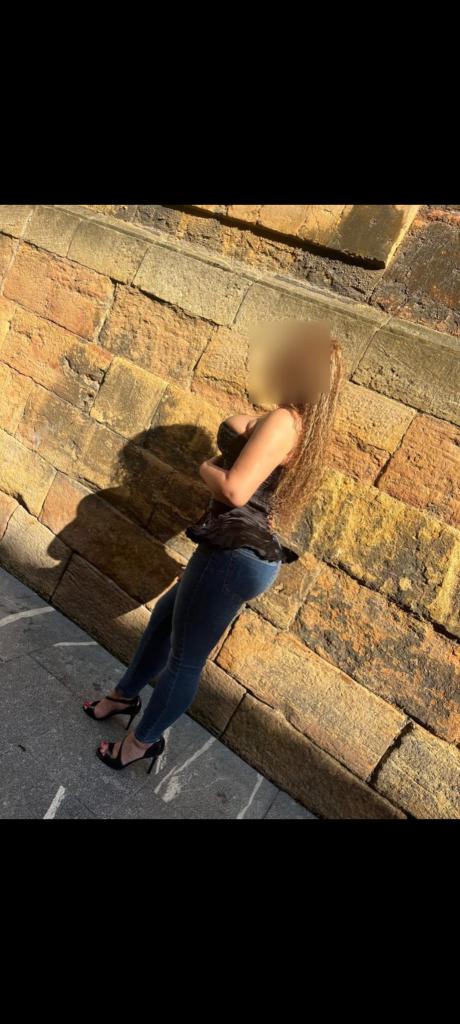 698552227: Chica busca chico en Zaragoza