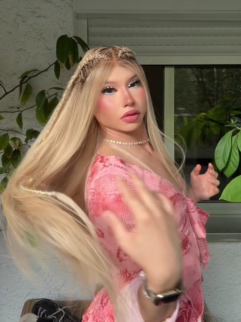 617163085: Travesti en Ibiza