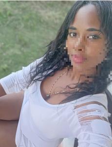643582831: Chica busca chico en Gerona
