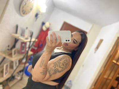 613898305: Chica busca chico en Alicante