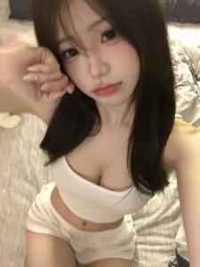 658552545: Chica busca chico en Madrid