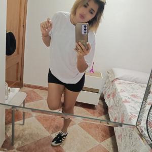 641395848: Chica busca chico en Murcia