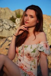 613730084: Chica busca chico en Barcelona