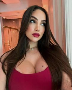 645496683: Chica busca chico en Lugo