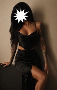 688394537: Chica busca chico en Madrid