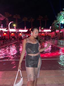 745094060: Chica busca chico en Madrid