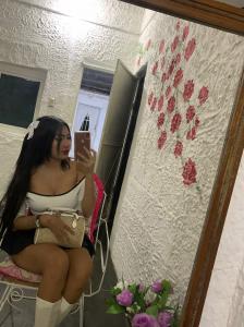 632037316: Chica busca chico en Sevilla