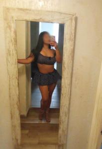 613600437: Chica busca chico en Almería