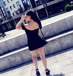 678717275: Chica busca chico en Barcelona