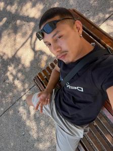 647624509: Chico busca chica en Madrid