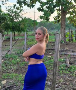 613203437: Chica busca chico en Murcia