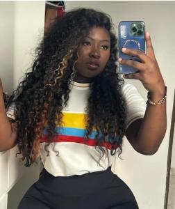 600252313: Chica busca chico en Sevilla