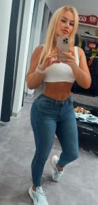 632278055: Chica busca chico en La Rioja