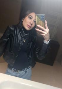 614969142: Chica busca chico en Ibiza