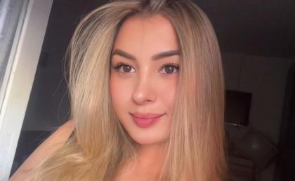 677375078: Chica busca chico en Barcelona