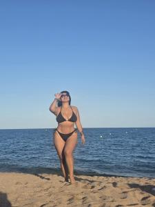 677153080: Chica busca chico en Valencia