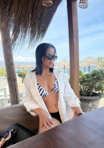 647142975: Chica busca chico en Málaga
