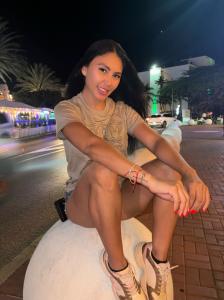 692716350: Chica busca chico en Zaragoza