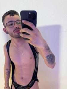 674659551: Chico busca chica en Barcelona