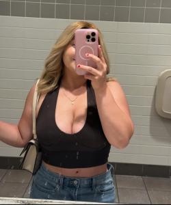 643387612: Chica busca chico en Almería