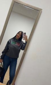 604364134: Chica busca chico en Valencia