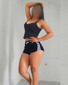 643570203: Chica busca chico en Murcia