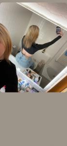 632899597: Chica busca chico en Barcelona