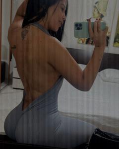 664557155: Chica busca chico en Castellón