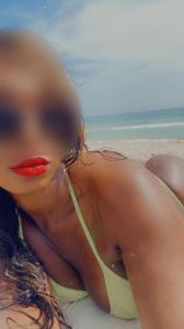 612480442: Chica busca chico en Sevilla