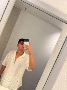 614548307: Chico busca chica en Madrid