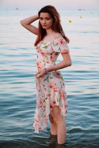 613730084: Chica busca chico en Barcelona