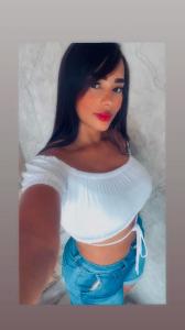 631443241: Chica busca chico en Ibiza