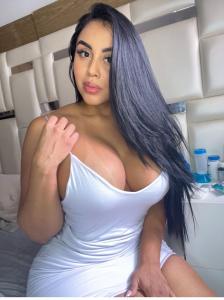 607043924: Chica busca chico en Cádiz