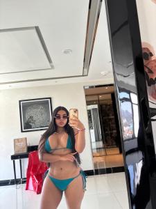 613434794: Chica busca chico en Alicante