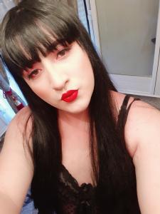 641507076: Travesti en León