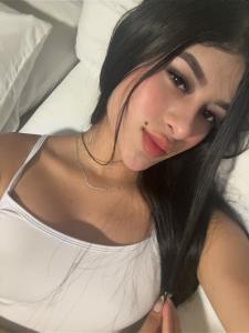 632589135: Chica busca chico en Ibiza