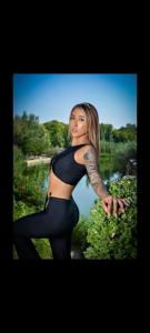 664874220: Chica busca chico en Madrid