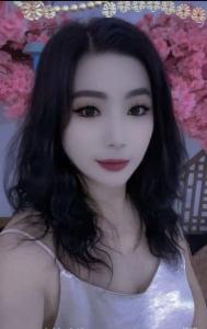 637462765: Chica busca chico en Barcelona