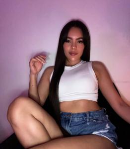 604353472: Chica busca chico en Barcelona