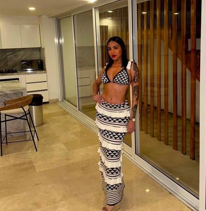 671321499: Chica busca chico en Málaga