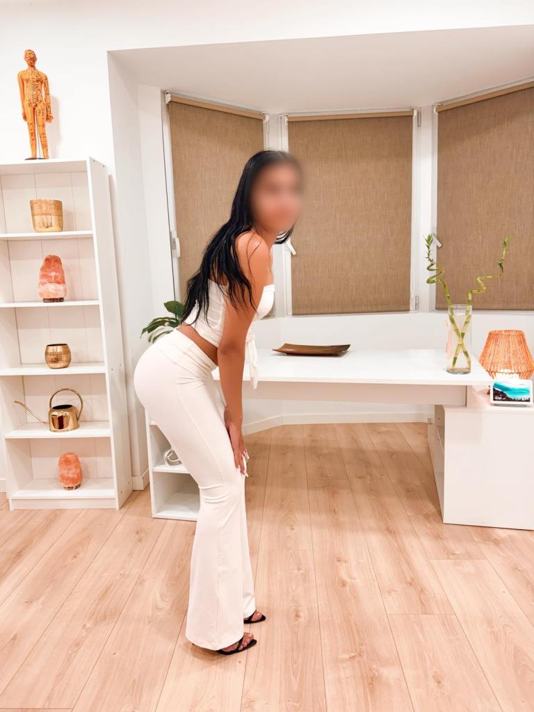 Chica busca chico en Mallorca: 