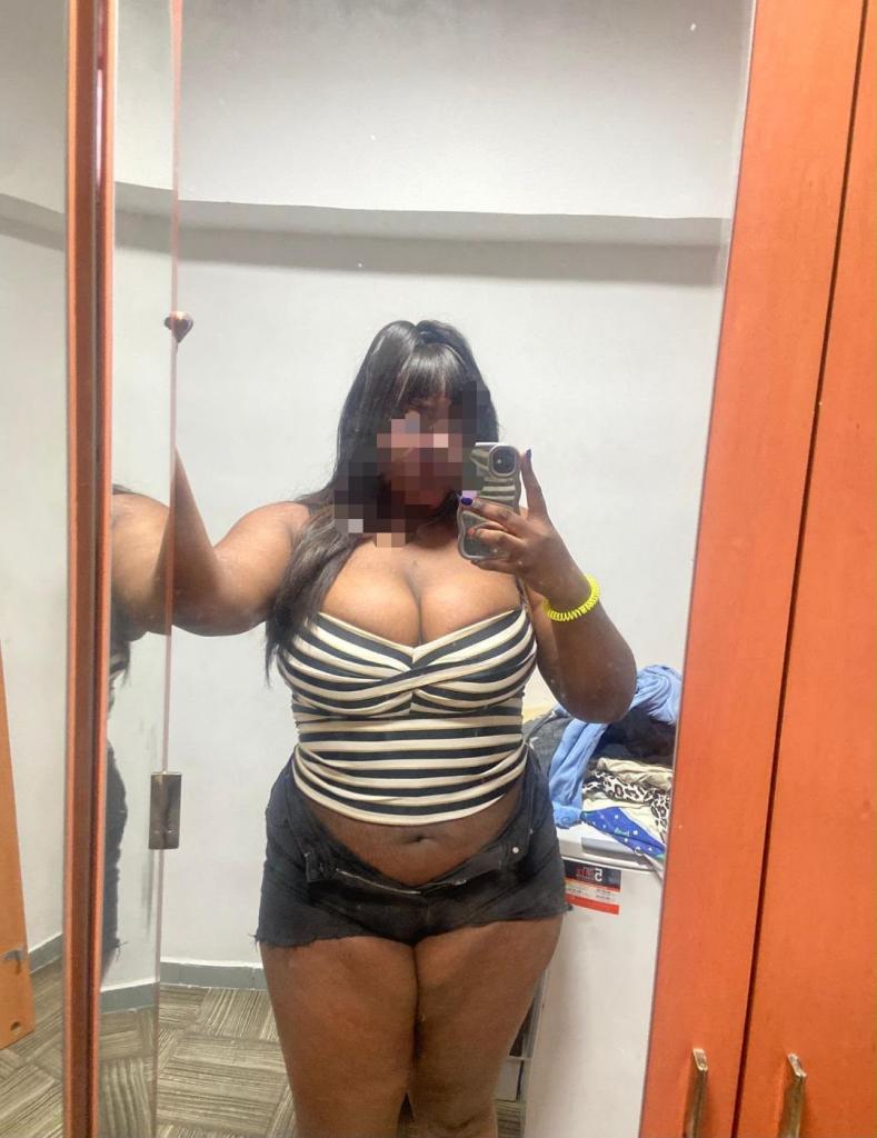 Chica busca chico en Huesca: 