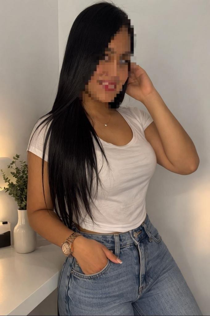 Chica busca chico en Tenerife: 