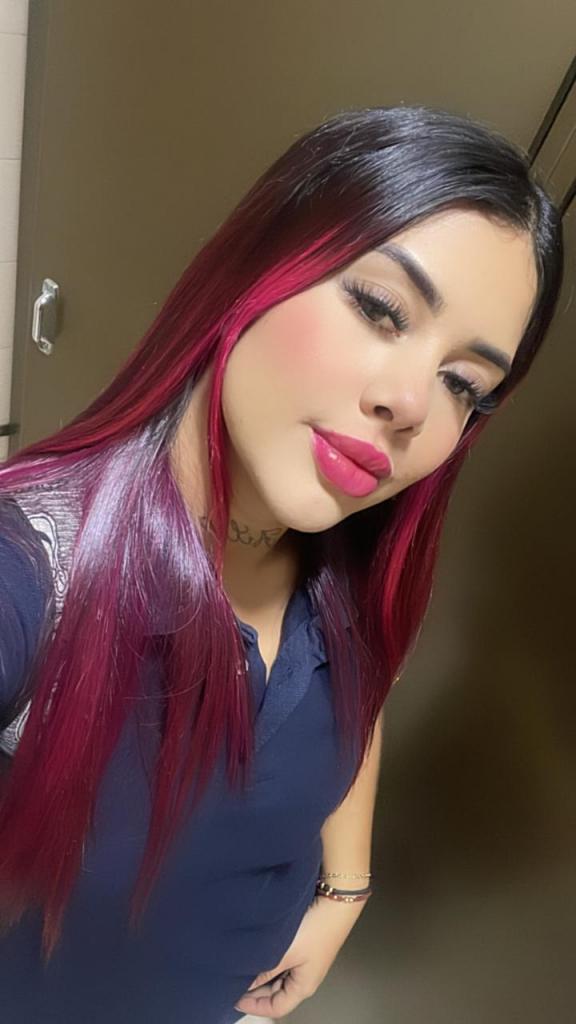 602437491: Chica busca chico en Málaga