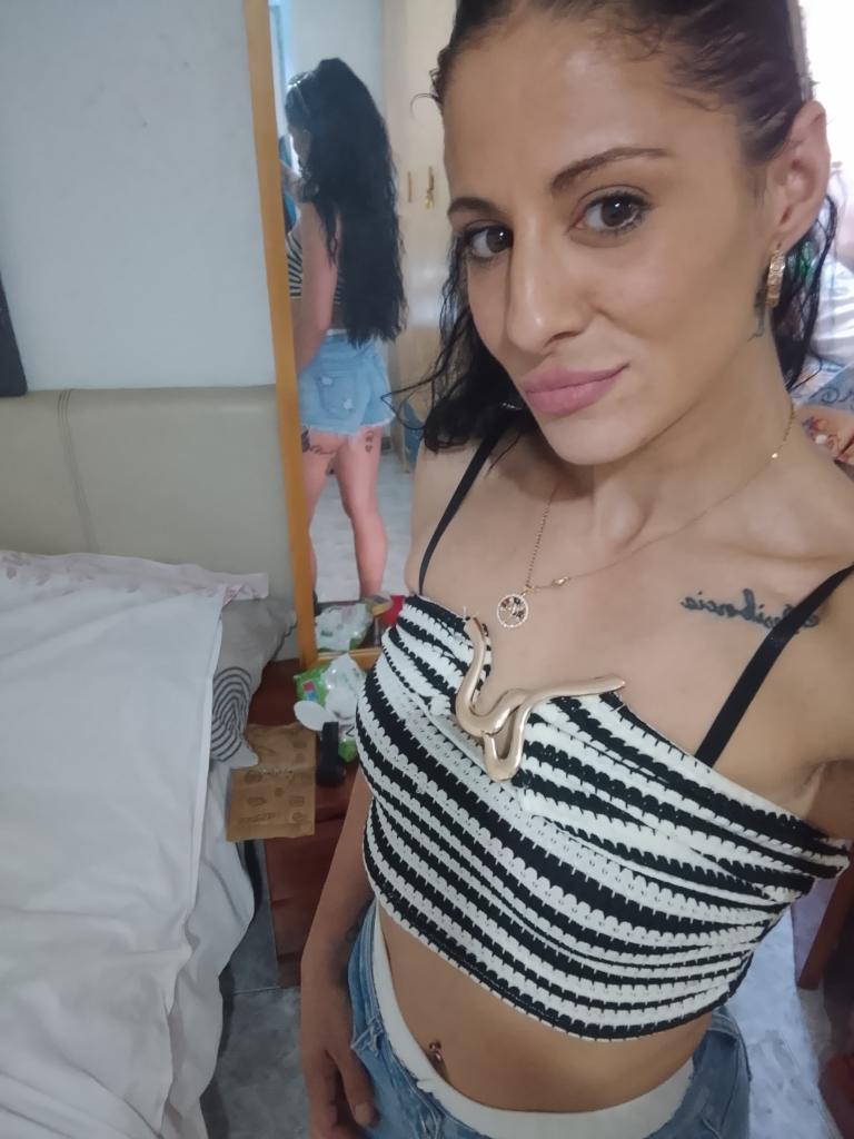 Chica busca chico en Alicante: 