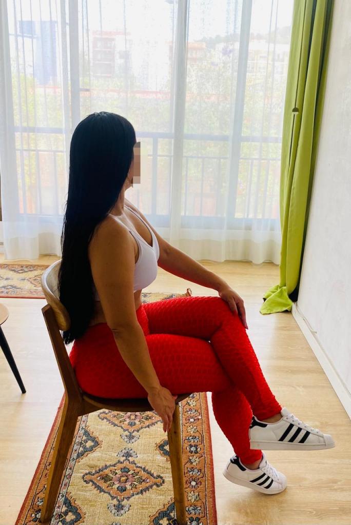 Chica busca chico en Asturias: 