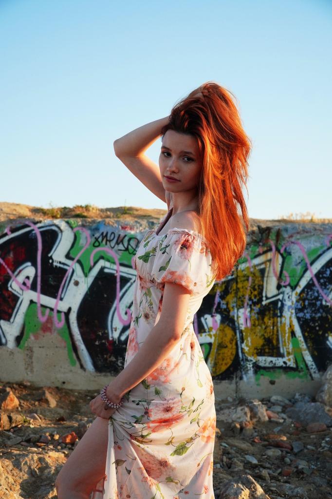 613730084: Chica busca chico en Barcelona